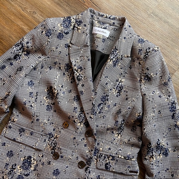 Calvin Klein Floral-Printed Plaid Jacket - Picture 6 of 15